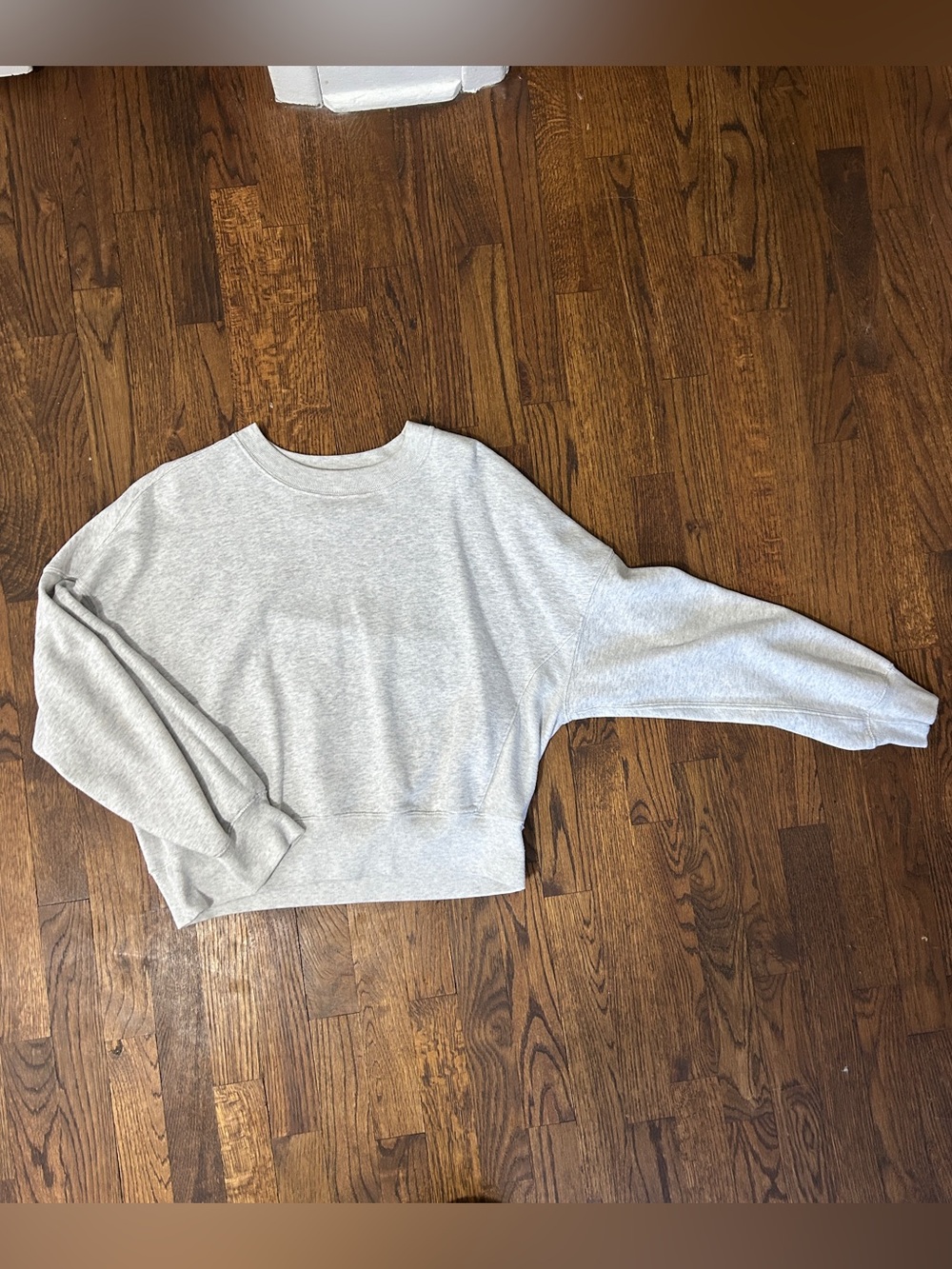 Become & Fitch Essential Sunday Crew